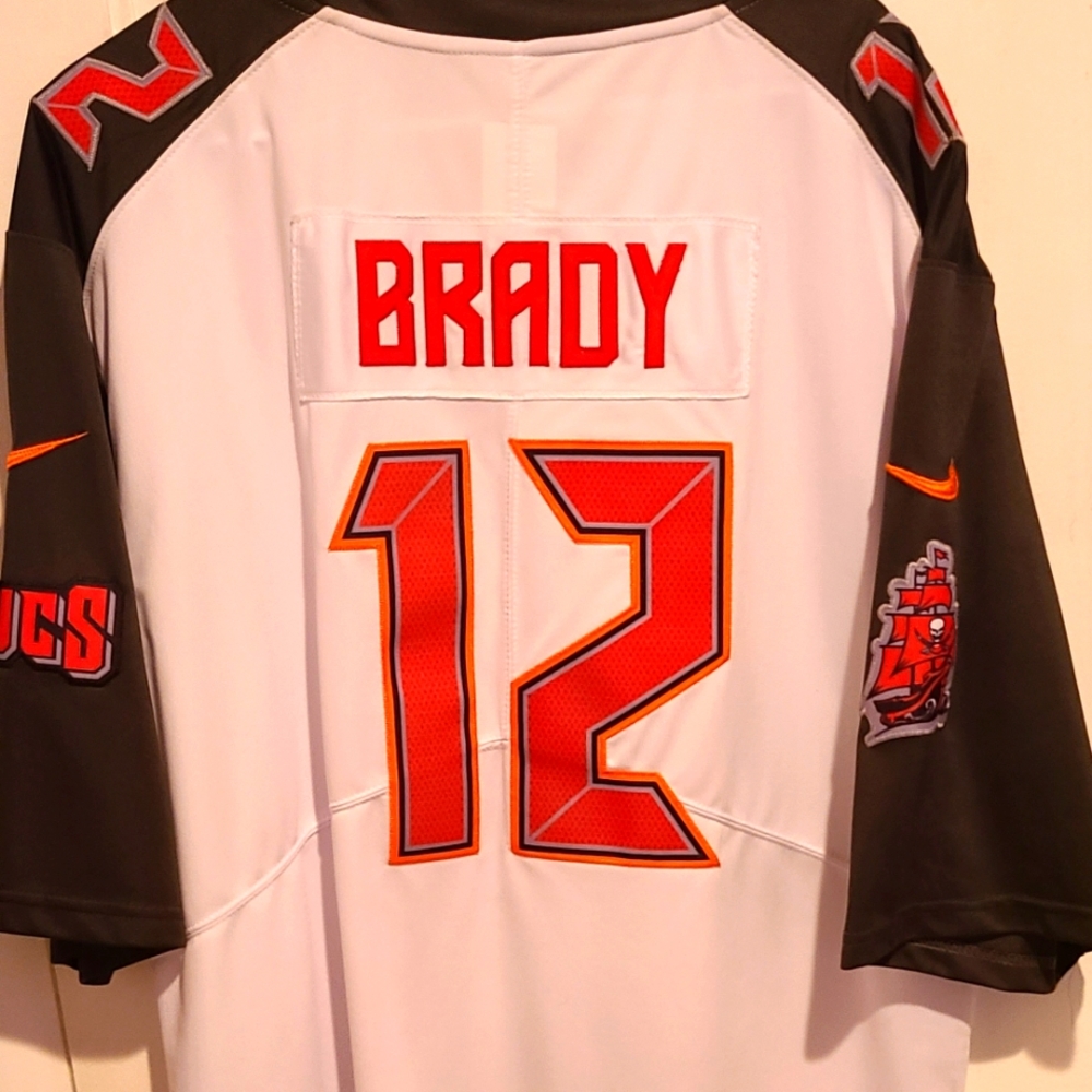 Tom Brady Tampa Bay Buccaneers 2020 jersey only wore 1 time.